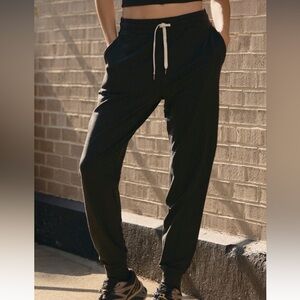 Vuori Heathered Gray Performance Joggers